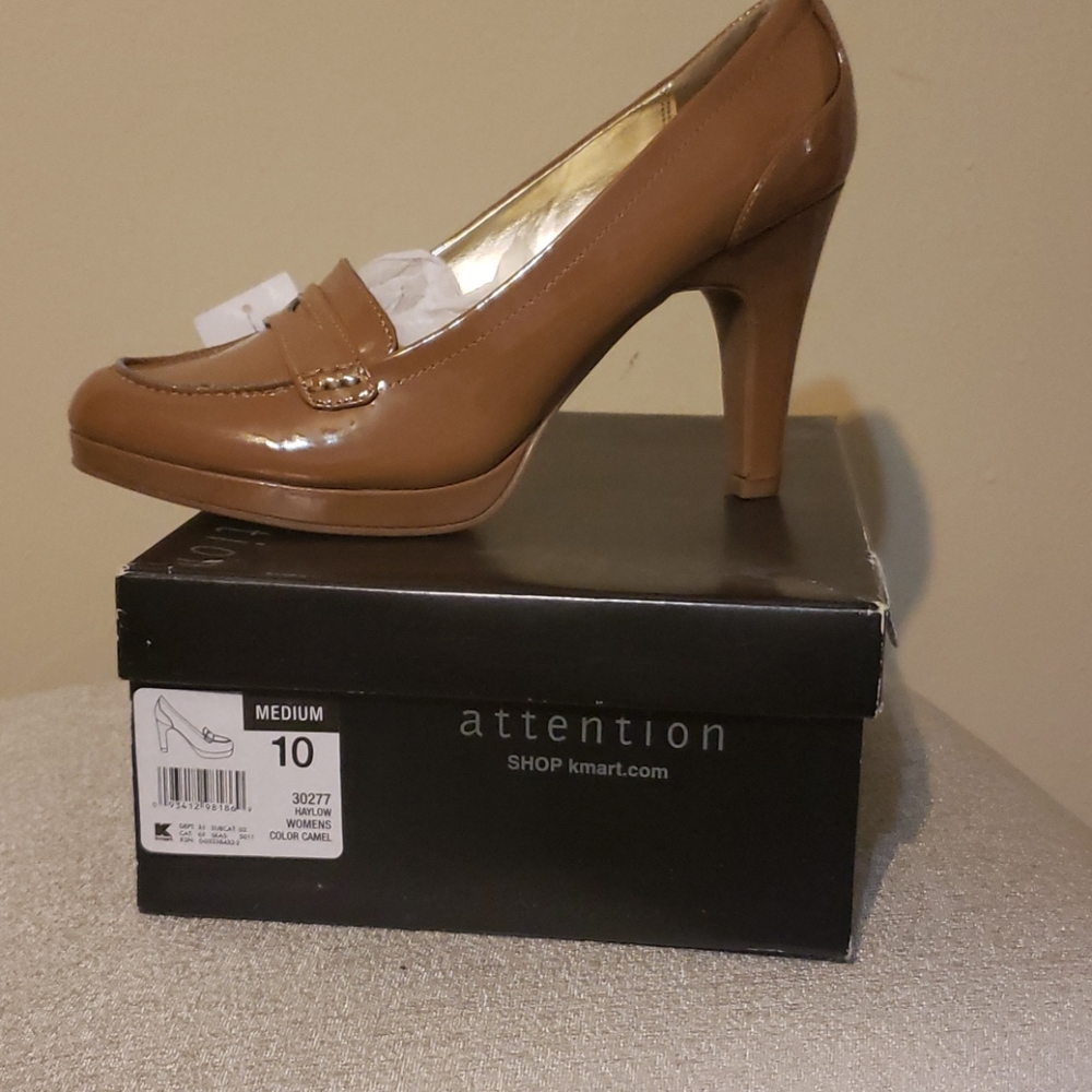 Shoes - Picture 7 of 7